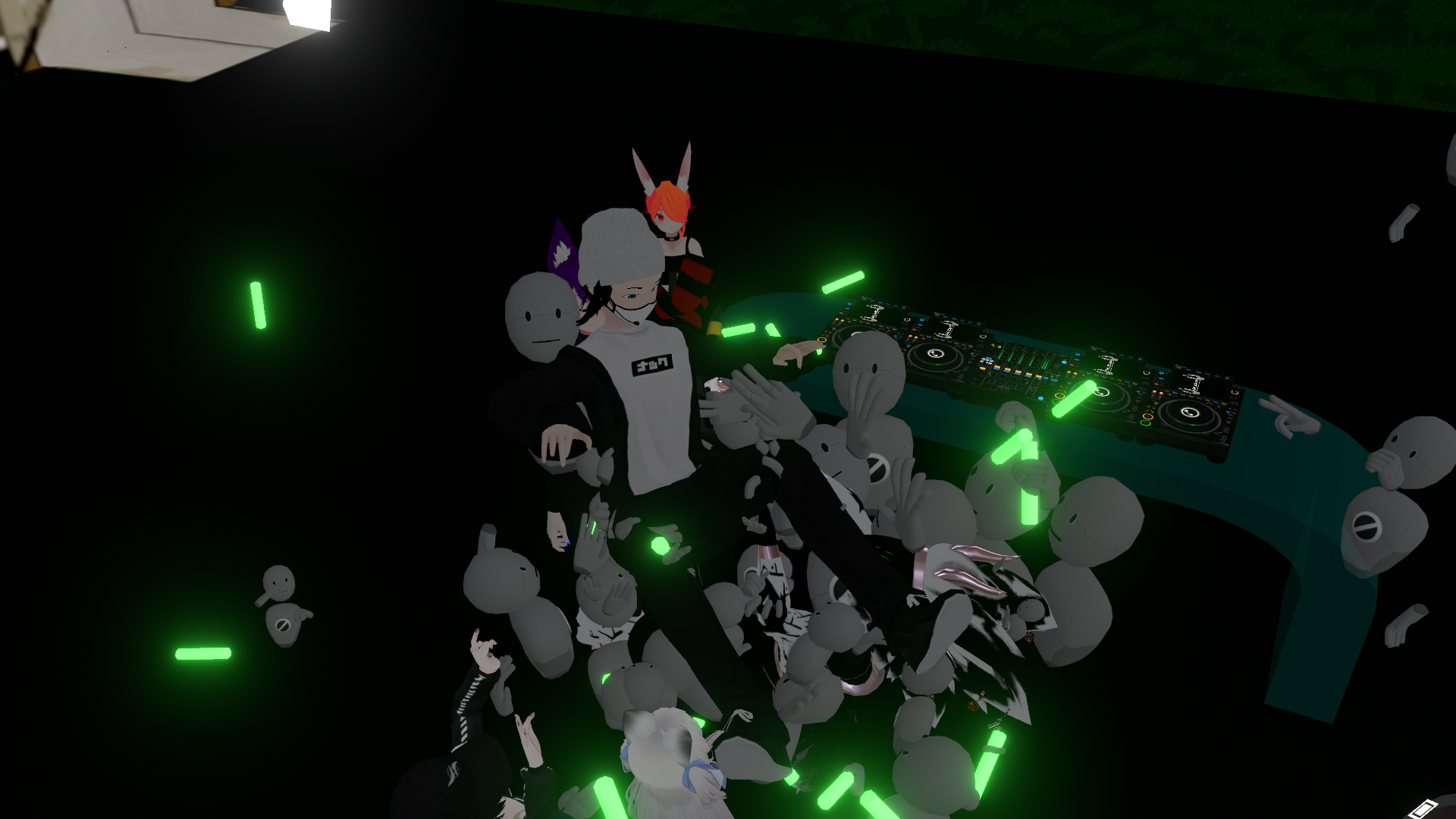 VRChat 1920x1080 2022 05 01 01 42 07.182