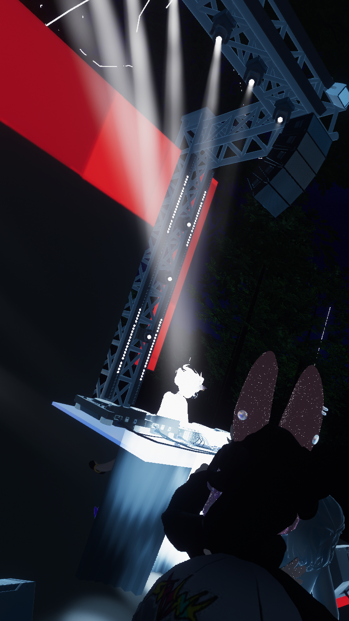VRChat 2023 04 29 22 07 00.897 720x1280