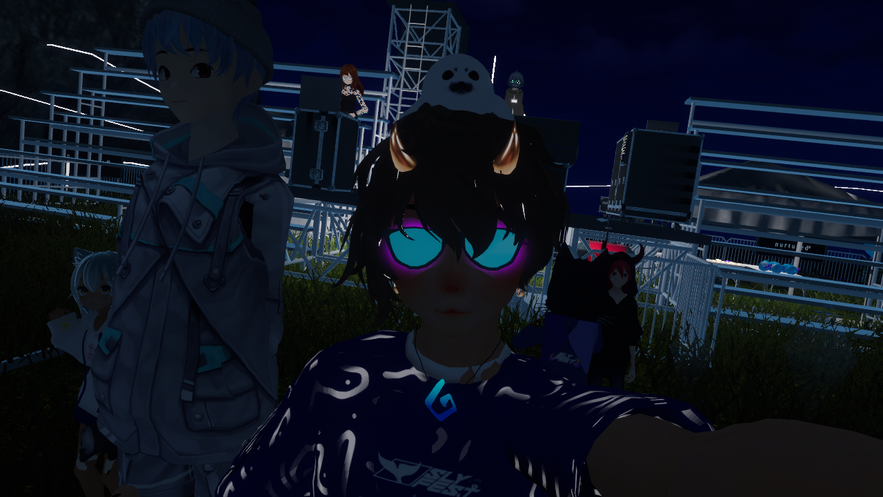 VRChat 2023 04 29 23 02 52.315 1280x720
