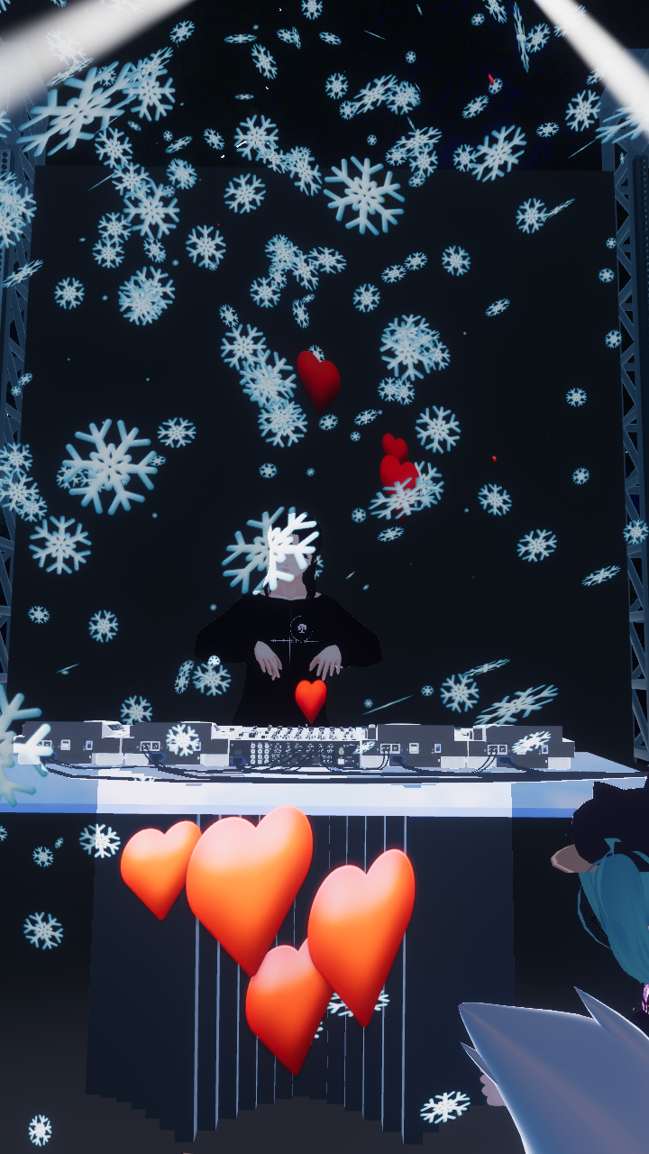 VRChat 2023 04 30 01 17 51.471 720x1280