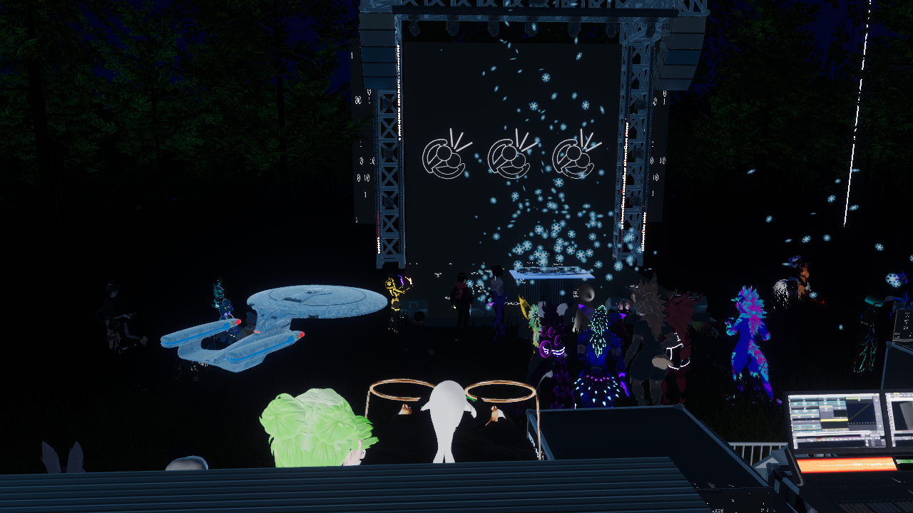 VRChat 2023 04 30 17 28 44.451 1280x720