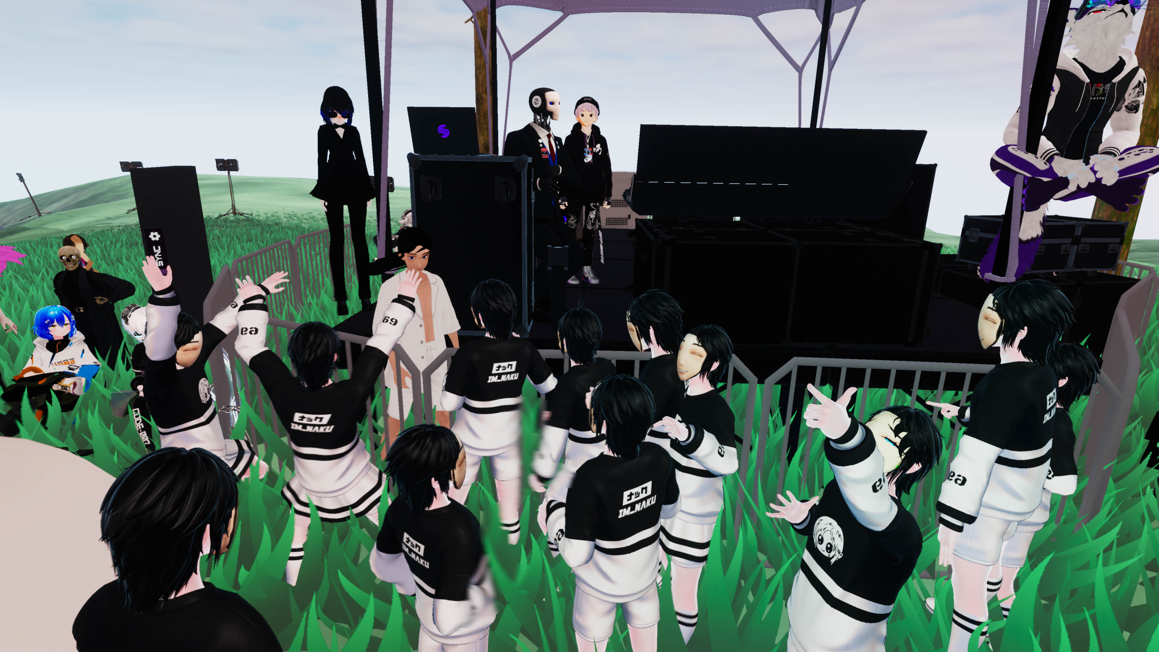 VRChat 2024 04 28 00 30 15.038 3840x2160 AriGold